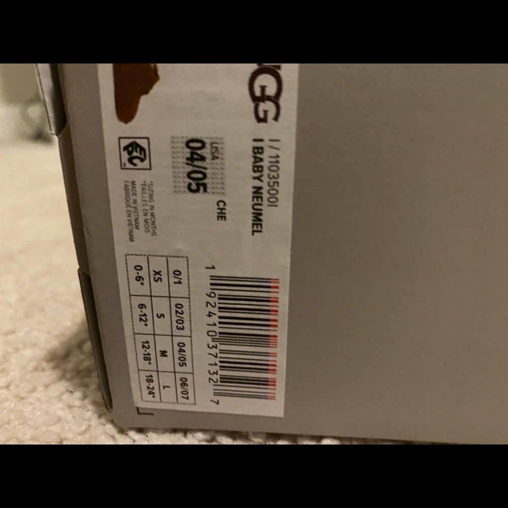 Baby Ugg’s - like New worn twice - Picture 5 of 5